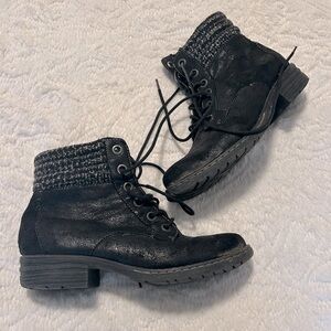 BOC Volmer Black Lace Up Black Boots Booties Sz 7.5 Block Heel Comfort Christmas